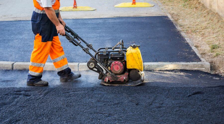 Professional gutter cleaning in Ree Heights, SD